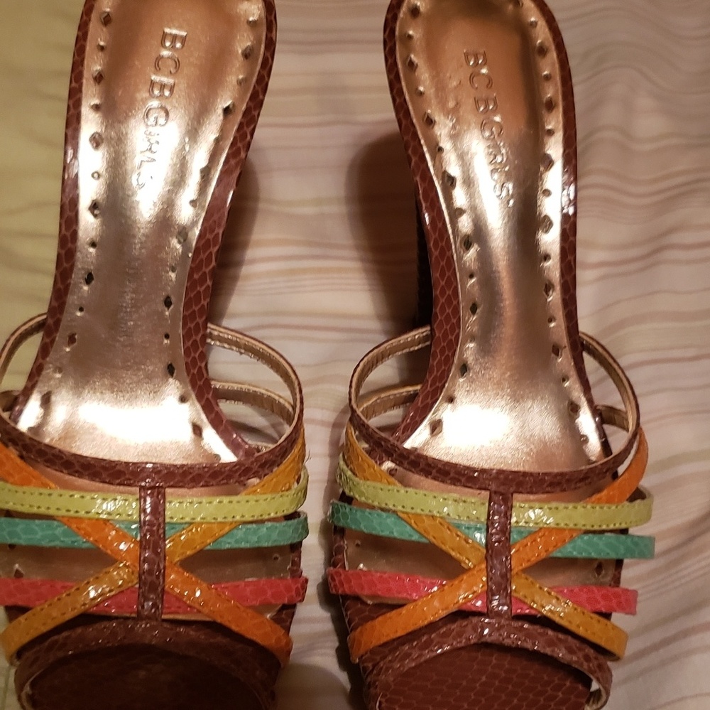BCBG GIRLS rainbow sandals